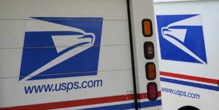 Los servicios postales de varios países europeos dejarán de enviar paquetes a Estados Unidos por los aranceles.