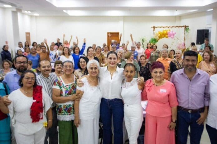 Estefanía Mercado celebra a las abuelitas y abuelitos: “Ustedes son el alma de Playa del Carmen”