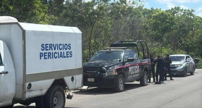 Chatarreros hallan restos humanos cerca del Arco Vial de Cancún. El cuerpo fue encontrado la tarde de este martes.