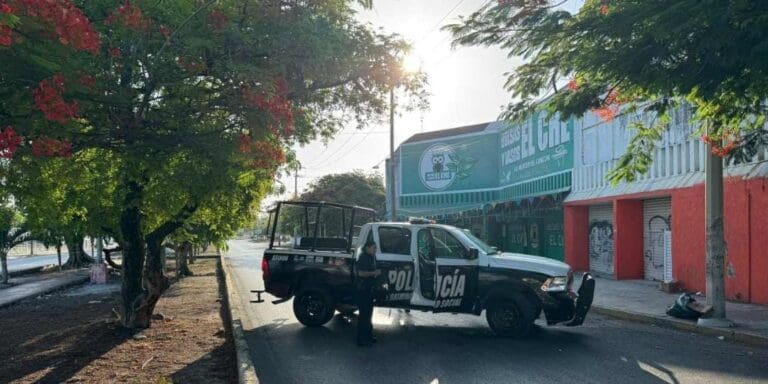 Asesinan a un sujeto en los alrededores del mercado 23 de Cancún . Continúa la grave ola de violencia en la ciudad.