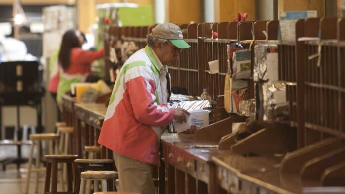Correos de México suspende sus envíos a Estados Unidos por aranceles de Donald Trump