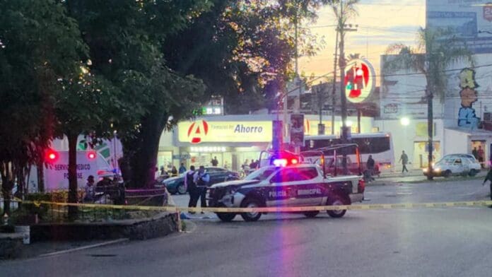 Fallece niña de cuatro años mientras pedía dinero en un semáforo de Cuernavaca, Morelos