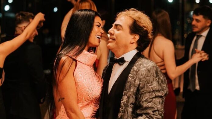 Video: Cristian Castro anuncia su boda con Mariela Sánchez en la Basílica de Guadalupe de CDMX