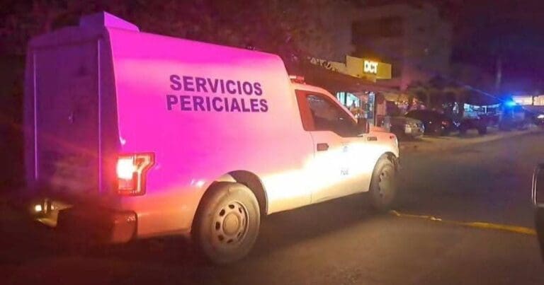 Más violencia; asesinan a un sujeto en el centro de Tulum. Van 38 ejecutados tan solo en lo que va de este 2025.