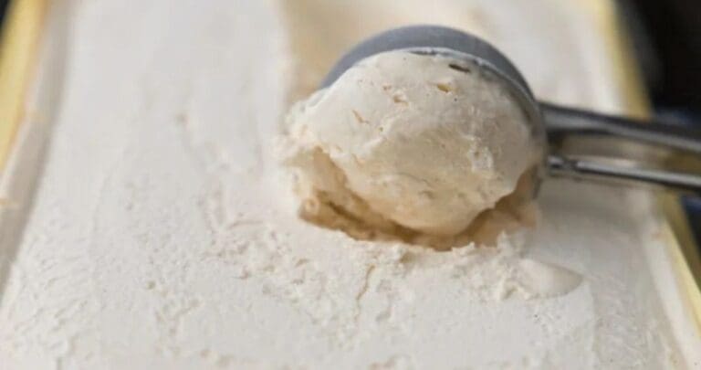 Retiran helado de vainilla por riesgo de consumidores alérgicos en Estados Unidos