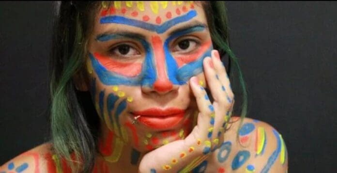 Denuncian el rapto de la artista plástica Frany Arteaga; se la llevaron de una galería en Guadalajara, Jalisco.