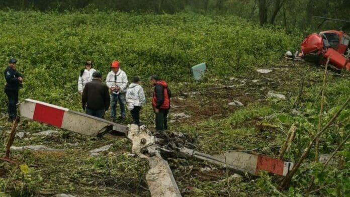 Mueren dos personas tras desplome de helicótero en Tepetlixpa, Edomex; presuntamente transportaba oro