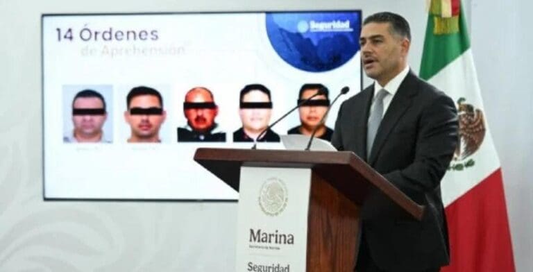 Confirma Omar García Harfuch la captura de 14 empresarios, marinos y exfuncionarios de una red de huachicol.