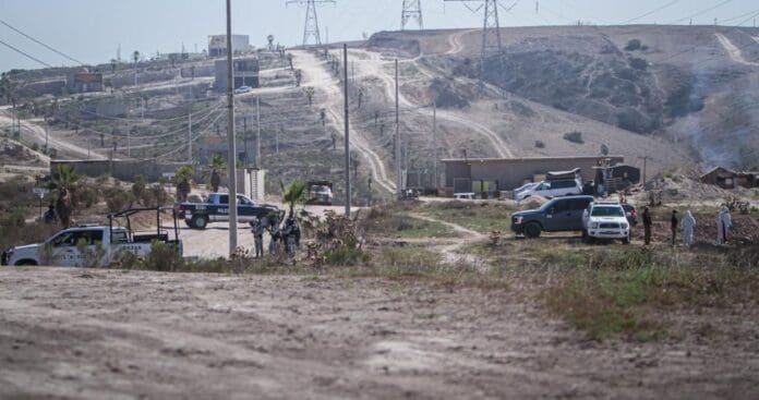 Hallan a mujer asesinada en Tijuana, Baja California, con mensaje de advertencia