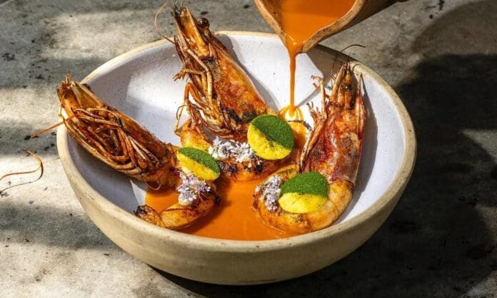 Gastronomía de Quintana Roo recibe 22 Galardones de la Guía Michelin 2025, fueron entregados por las autoridades.