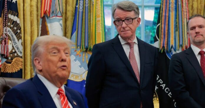 Destituyen a embajador de Reino Unido en Estados Unidos por vínculos con Jeffrey Epstein