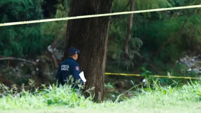 Encuentran el cadáver de una adulta mayor arrastrada por un río en Monterrey, Nuevo León