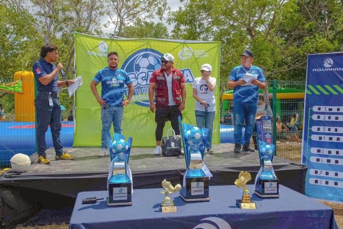 Más de 500 jugadores participan en la cuarta edición del torneo de futbol “Cascarita en tu Colonia” de Aguakan.