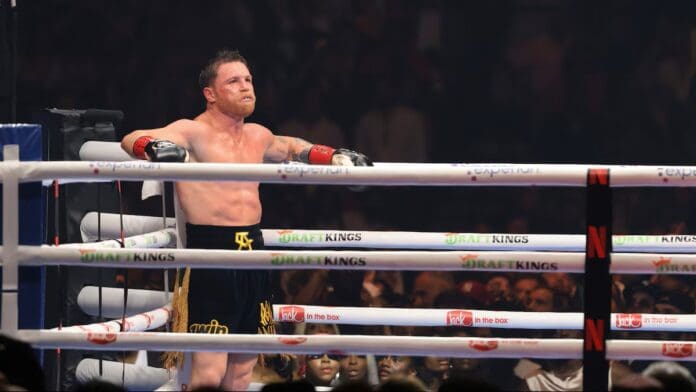 Canelo Álvarez acepta su derrota ante Terence Crawford con 