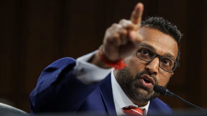 Propone el director del FBI “cazar” a cárteles mexicanos como a organizaciones terroristas