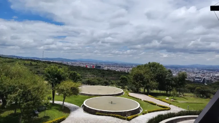 Sin ir a Europa, Querétaro cautiva con vino y tradición