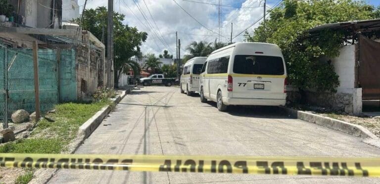 Disparan contra la sede del sindicato de taxistas de Leona Vicario en la Supermanzana 70 de Cancún. Sigue la inseguridad.