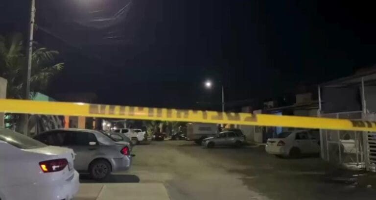 Ataque armado en fraccionamiento La Joya de Cancún dejó tres asesinados y un lesionado. Sigue la inseguridad.