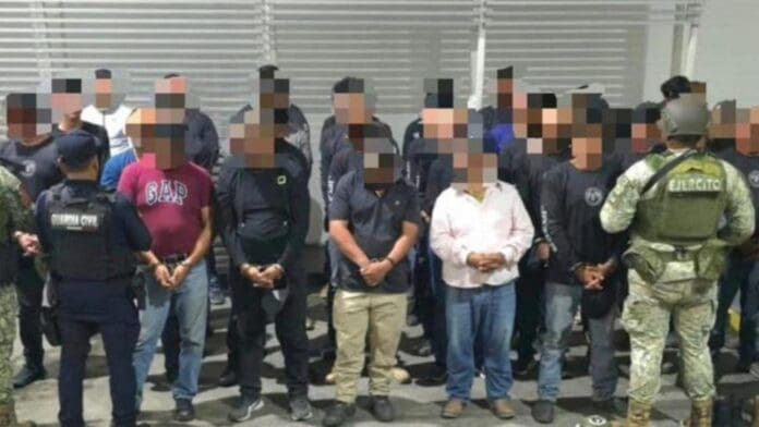 Detienen a 38 integrantes de 