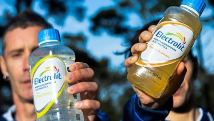 Electrolit en la Mira: ¿Refresco Disfrazado o Medicamento Esencial?