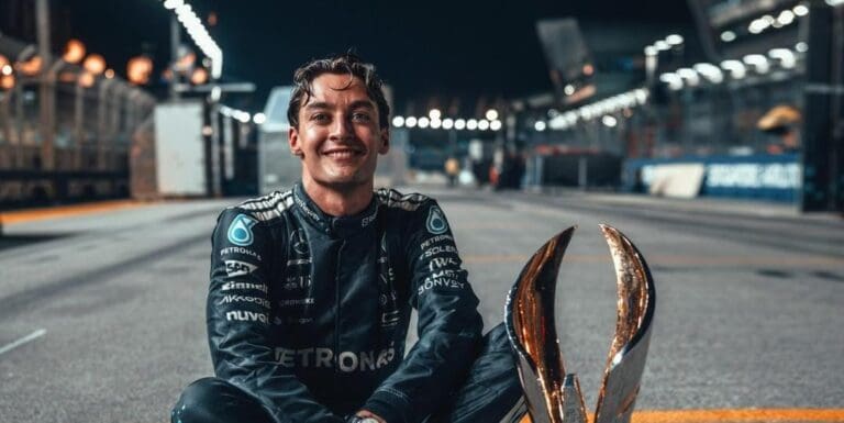 George Russell vence en el GP de Singapur de Fórmula 1; a su vez McLaren asegura el título de constructores.
