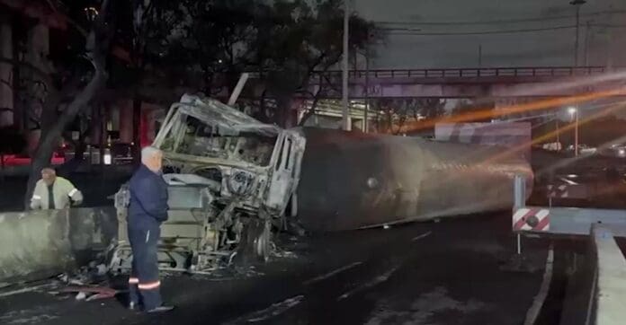 La Fiscalía de Cdmx reserva hasta por tres años imágenes e investigación de explosión de pipa en Iztapalapa.