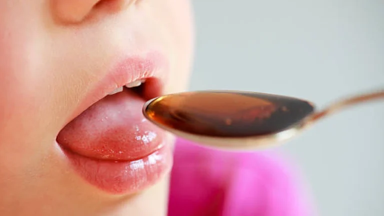 Fallecen 15 menores de edad tras tomar un jarabe para la tos en India