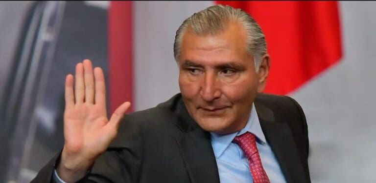 Adán Augusto López Hernández dice que nadie le ha notificado oficialmente aún sobre su supuesta cancelación de visa.