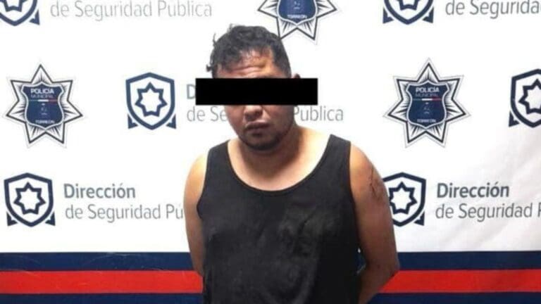 Hombre es detenido tras apuñalar a su pareja en Torreón, Coahuila