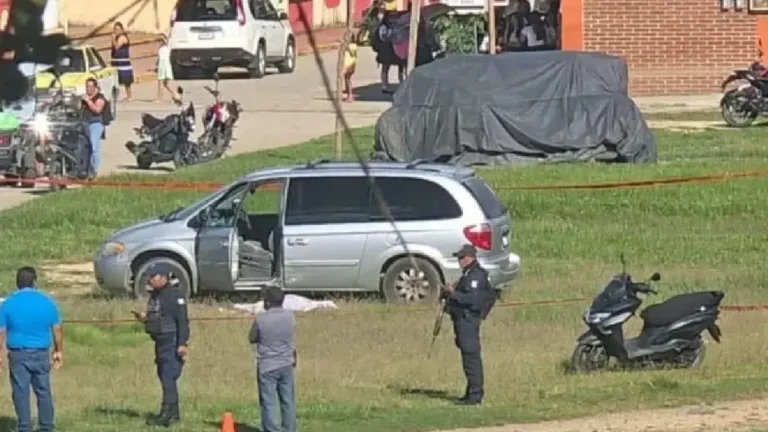 Maestra es asesinada a balazos dentro de una escuela en Oaxaca