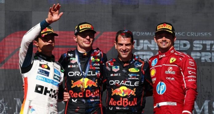 El neerlandés Max Verstappen vence en el GP de Estados Unidos; Lando Norris y Charles Leclerc completan el podio.