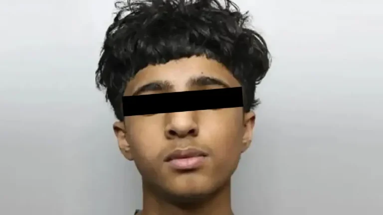 Adolescente de 15 años recibe cadena perpetua por matar a su compañero de clases en Reino Unido