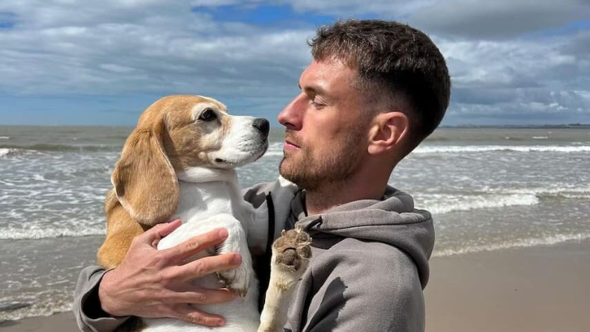 Reportan que el futbolista Aaron Ramsey abandona los Pumas de la UNAM tras la desaparición de su perro en México