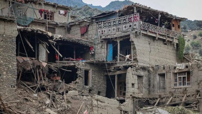 Video: Deja al menos 20 muertos y más de 320 heridos tras terremoto en Afganistán