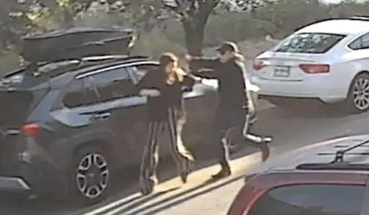 Localizan sin vida al feminicida de mujer baleada y hallada en una camioneta en Monterrey, Nuevo León