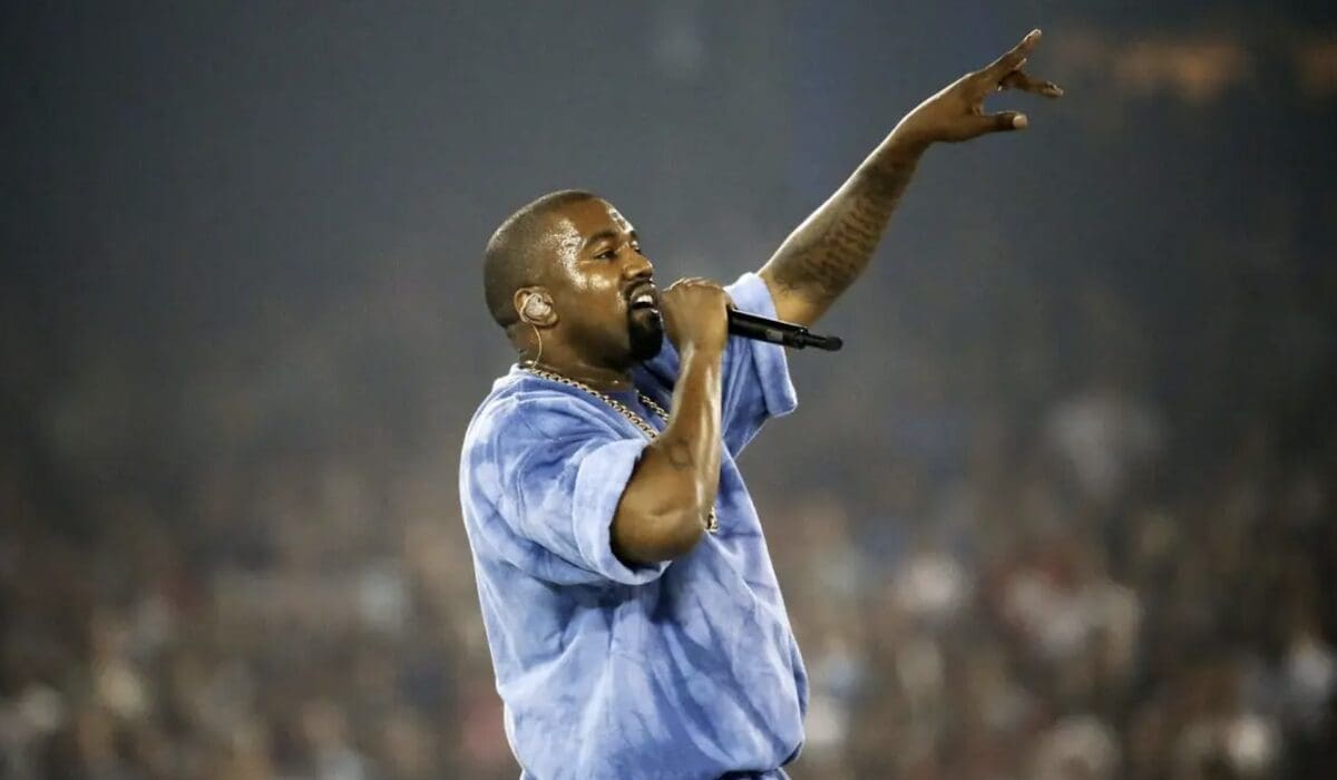Kanye West anuncia concierto en la Ciudad de México para 2026