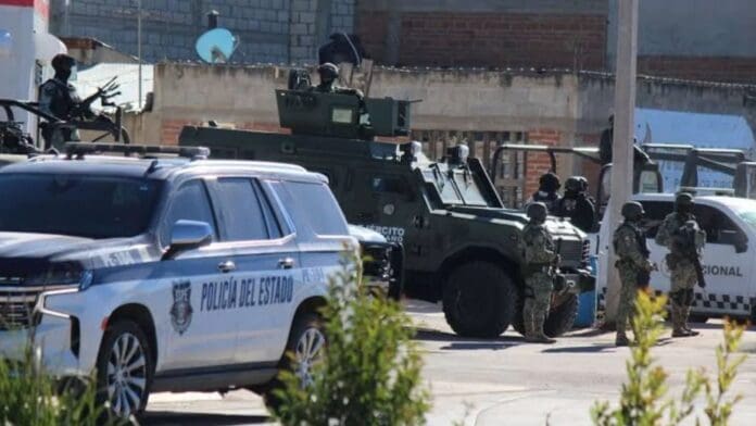 Balacera entre policías y civiles armados deja a una persona sin vida en Guachochi, Chihuahua