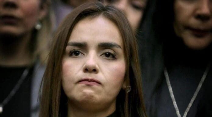 Grecia Quiroz, la viuda de Carlos Manzo, habría sido amenazada por el CJNG antes de asumir como alcaldesa.