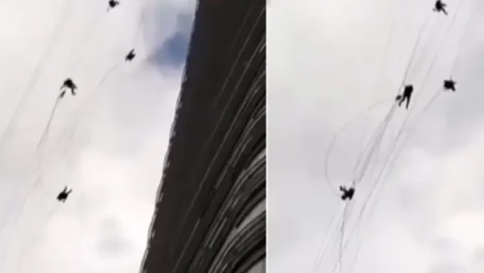 Trabajadores quedan colgando de un rascacielos que limpiaban en Estambul, Turquía