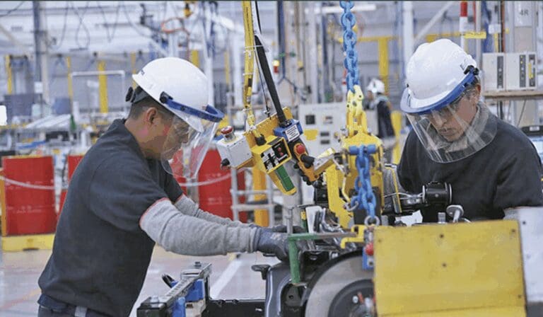 Reforma para reducir la jornada laboral a 40 horas en México va al Congreso