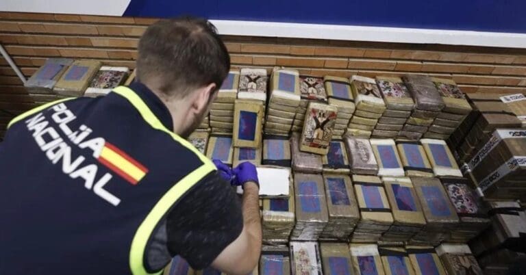 Desarticulan en España red del CJNG; hay al menos 20 detenidos. Sigue la expansión de ese grupo por el mundo.