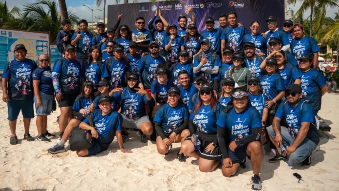 Aguakan celebra con éxito la 17 edición del Rally del Agua de los Famosos en Isla Mujeres; el equipo Marie Curie obtiene el primer lugar