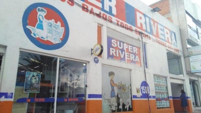 Fallece empleada de un supermercado al interior de la cámara de refrigeración en Apizaco, Tlaxcala
