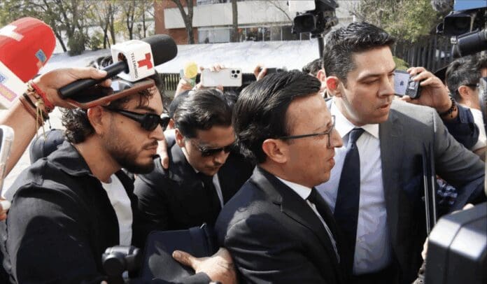 Christian Nodal comparece en el Reclusorio Oriente en CDMX y evita ir a la cárcel