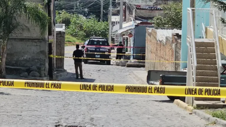 Joven encuentra muertos a sus padres dentro de su casa en Zapopan, Jalisco