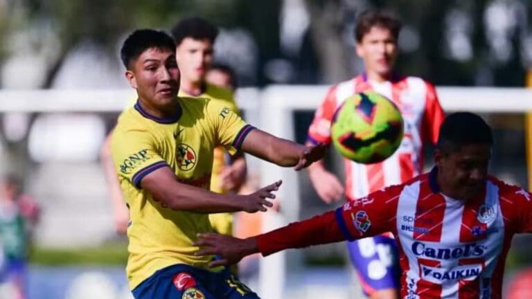 Detienen al padre de Diego Arriaga, jugador del América, por robo a un camión de mercancía en Edomex