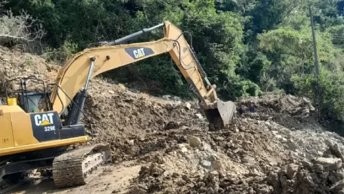 Muere adulta mayor tras caer por un barranco en Puebla