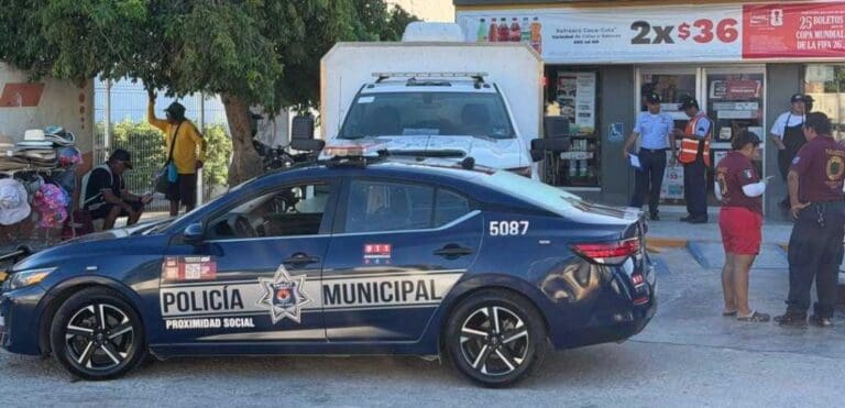 Hallan sin vida a joven que cayó de una embarcación en la Zona Hotelera de Cancún . Una verdadera tragedia.