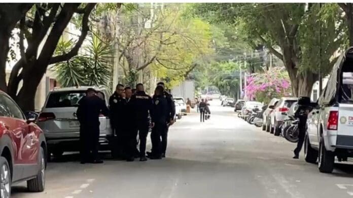 Asesinan a custodio de traslado de valores durante un asalto en la alcaldía Cuauhtémoc, CDMX