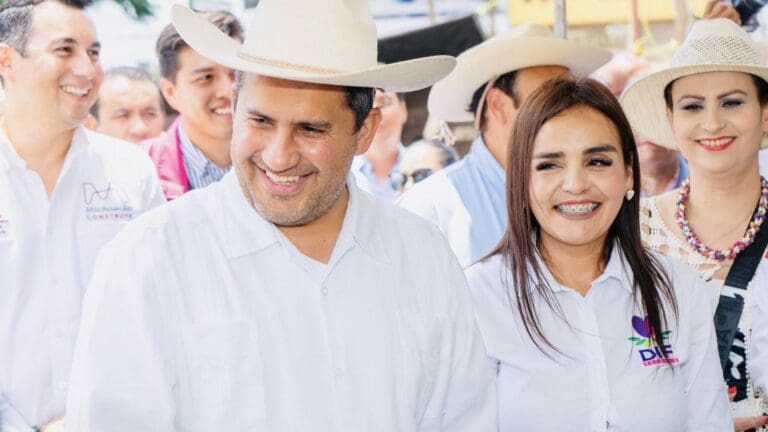Grecia Quiroz, alcaldesa de Uruapan, Michoacán solicita registrar el nombre de “Carlos Manzo” como marca